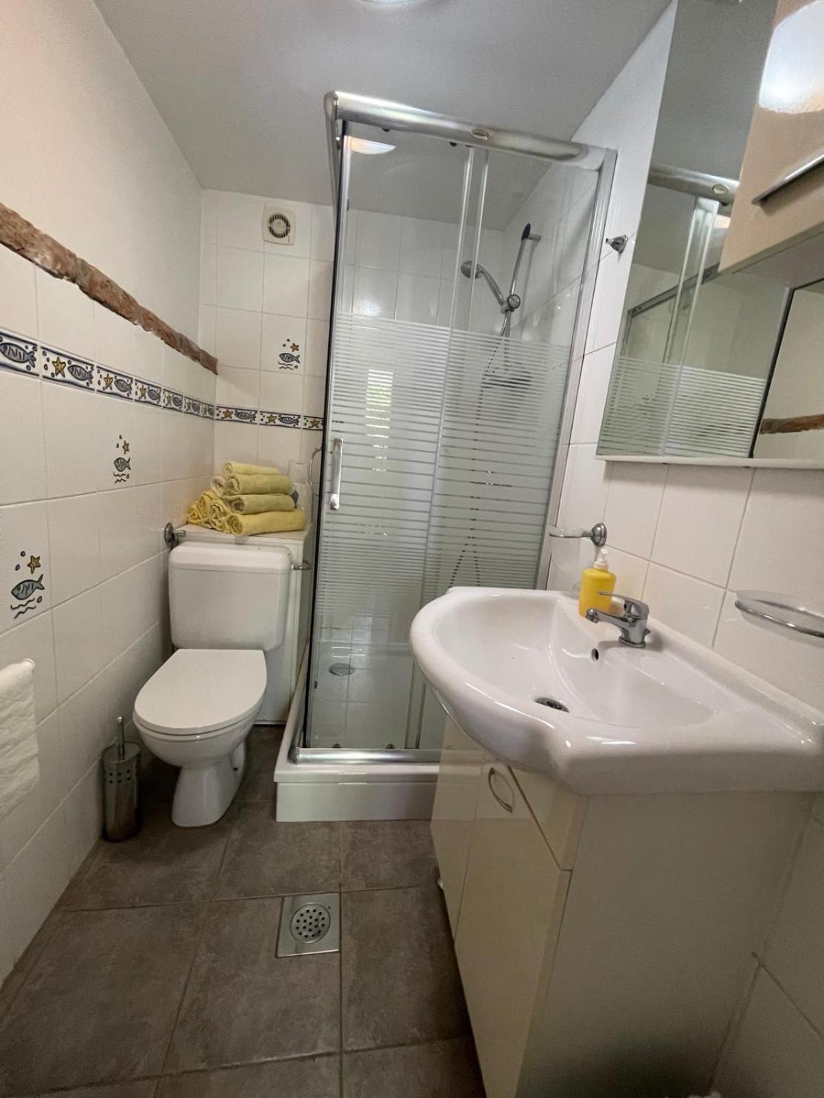 Apartment Kalikut Beli Pokoj fotografie
